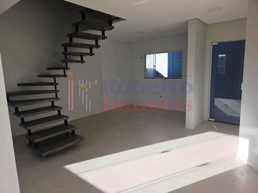 Foto 4 de Sobrado com 3 quartos à venda e para alugar, 176m2 em Itapoa - SC