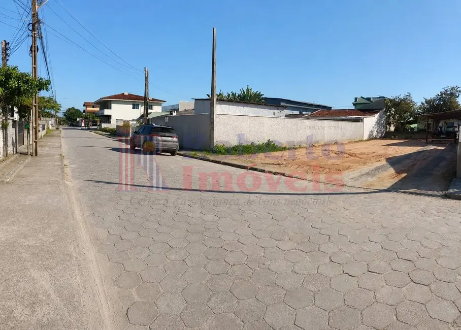 Foto 3 de Terreno / Lote à venda, 360m2 em Itapema do Norte, Itapoa - SC