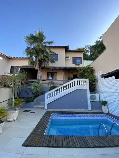 Foto 1 de Casa de Condomínio com 3 quartos à venda, 260m2 em Rio De Janeiro - RJ