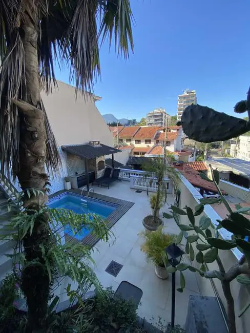 Foto 3 de Casa de Condomínio com 3 quartos à venda, 260m2 em Rio De Janeiro - RJ