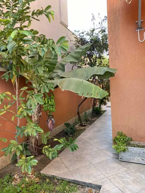 Casa de Condomínio com 3 quartos à venda, 250m2 em Rio De Janeiro - RJ - imagem 4 Foto 4 de Casa de Condomínio com 3 quartos à venda, 250m2 em Rio De Janeiro - RJ