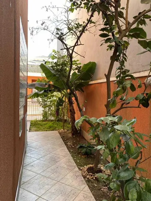 Casa de Condomínio com 3 quartos à venda, 250m2 em Rio De Janeiro - RJ - imagem 3 Foto 3 de Casa de Condomínio com 3 quartos à venda, 250m2 em Rio De Janeiro - RJ