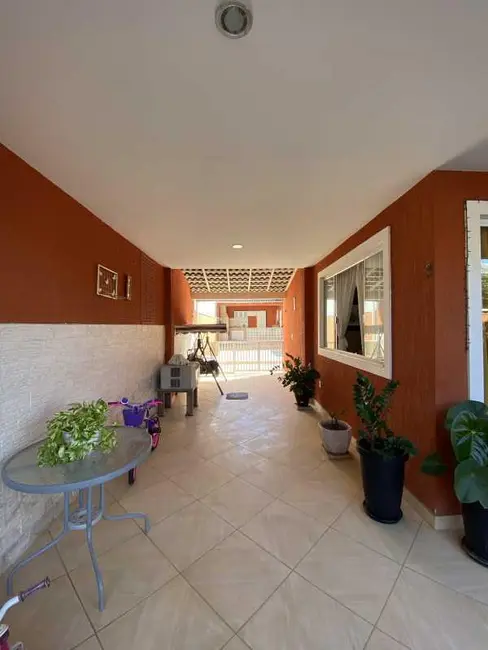 Casa de Condomínio com 3 quartos à venda, 250m2 em Rio De Janeiro - RJ - imagem 5 Foto 5 de Casa de Condomínio com 3 quartos à venda, 250m2 em Rio De Janeiro - RJ