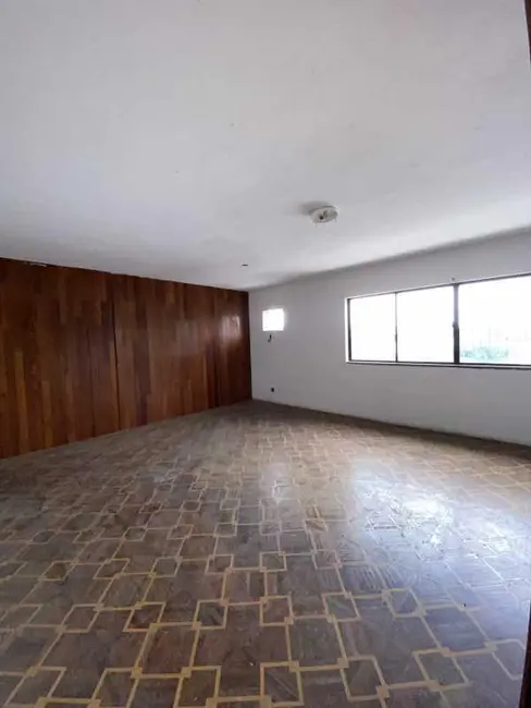 Armazém / Galpão com 1 quarto à venda, 384m2 em Rio De Janeiro - RJ - imagem 6 Foto 6 de Armazém / Galpão com 1 quarto à venda, 384m2 em Rio De Janeiro - RJ