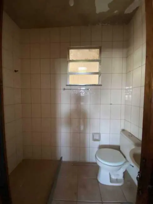 Armazém / Galpão com 1 quarto à venda, 384m2 em Rio De Janeiro - RJ - imagem 8 Foto 8 de Armazém / Galpão com 1 quarto à venda, 384m2 em Rio De Janeiro - RJ