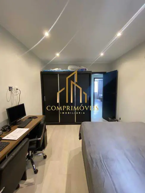 Foto 9 de Casa com 3 quartos à venda, 380m2 em Rio De Janeiro - RJ