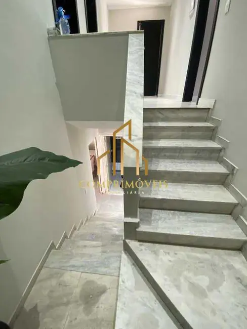 Foto 6 de Casa com 3 quartos à venda, 380m2 em Rio De Janeiro - RJ