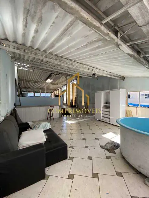 Armazém / Galpão com 2 quartos à venda, 220m2 em Rio De Janeiro - RJ - imagem 3 Foto 3 de Armazém / Galpão com 2 quartos à venda, 220m2 em Rio De Janeiro - RJ
