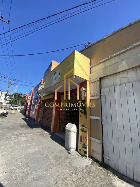 Armazém / Galpão com 2 quartos à venda, 220m2 em Rio De Janeiro - RJ - imagem 4 Foto 4 de Armazém / Galpão com 2 quartos à venda, 220m2 em Rio De Janeiro - RJ
