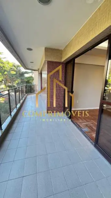 Apartamento com 3 quartos à venda, 180m2 em Rio De Janeiro - RJ - imagem 5 Foto 5 de Apartamento com 3 quartos à venda, 180m2 em Rio De Janeiro - RJ