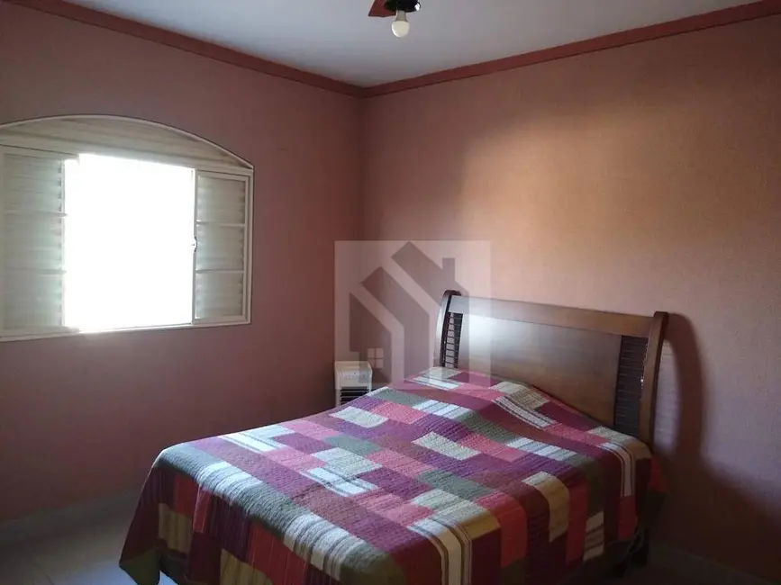 Foto 8 de Casa com 2 quartos à venda, 370m2 em Jardim Yeda, Campinas - SP