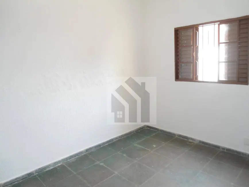 Casa com 3 quartos à venda, 300m2 em Jardim Bom Sucesso, Campinas - SP - imagem 9 Foto 9 de Casa com 3 quartos à venda, 300m2 em Jardim Bom Sucesso, Campinas - SP