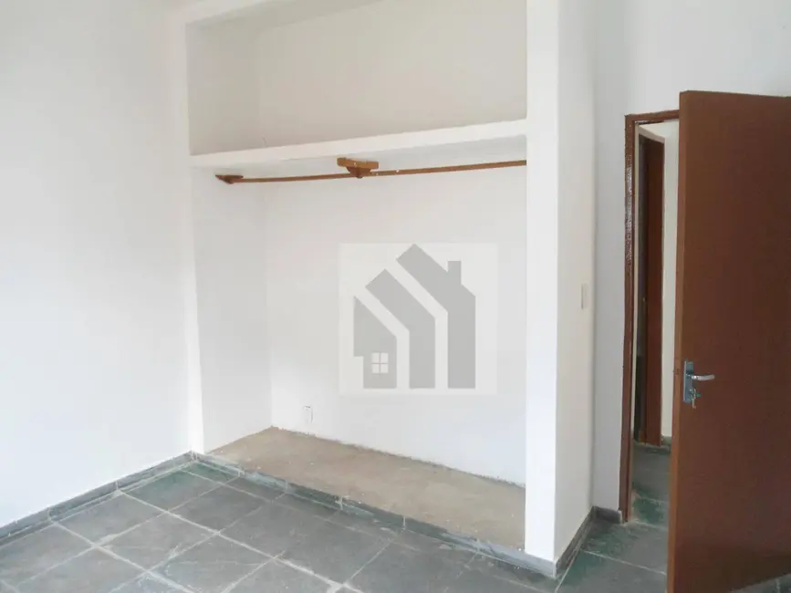 Casa com 3 quartos à venda, 300m2 em Jardim Bom Sucesso, Campinas - SP - imagem 7 Foto 7 de Casa com 3 quartos à venda, 300m2 em Jardim Bom Sucesso, Campinas - SP