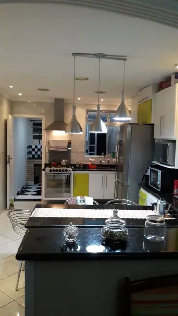 Sobrado com 2 quartos à venda, 23000m2 em Ribeirao Pires - SP - imagem 7 Foto 7 de Sobrado com 2 quartos à venda, 23000m2 em Ribeirao Pires - SP