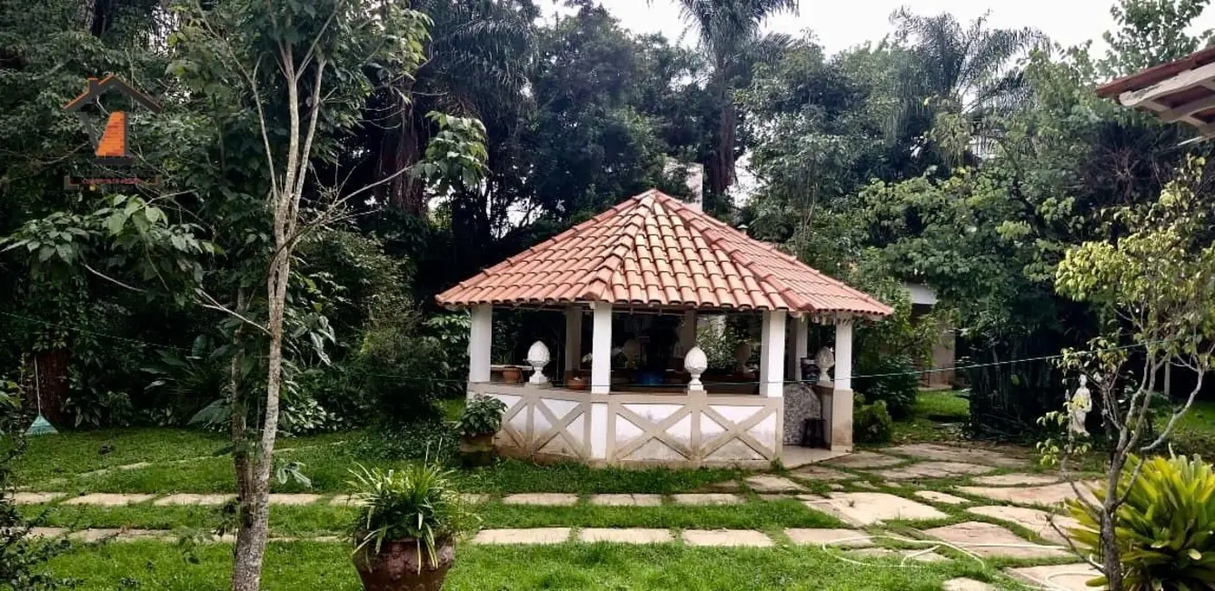 Chácara com 5 quartos à venda, 2400m2 em Socorro - SP - imagem 3 Foto 3 de Chácara com 5 quartos à venda, 2400m2 em Socorro - SP