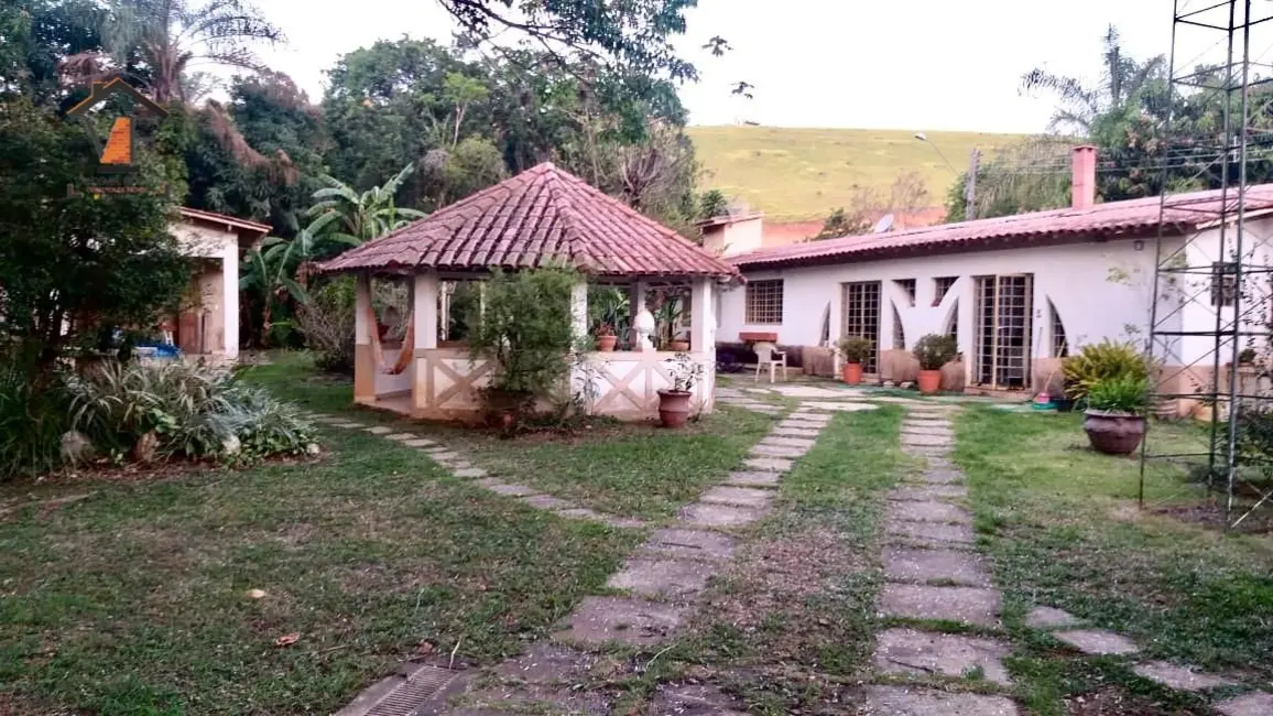 Chácara com 5 quartos à venda, 2400m2 em Socorro - SP - imagem 8 Foto 8 de Chácara com 5 quartos à venda, 2400m2 em Socorro - SP