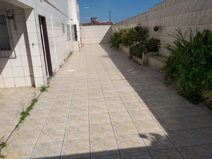 Foto 3 de Sobrado com 3 quartos à venda, 250m2 em Jardim Icaraí, São Paulo - SP