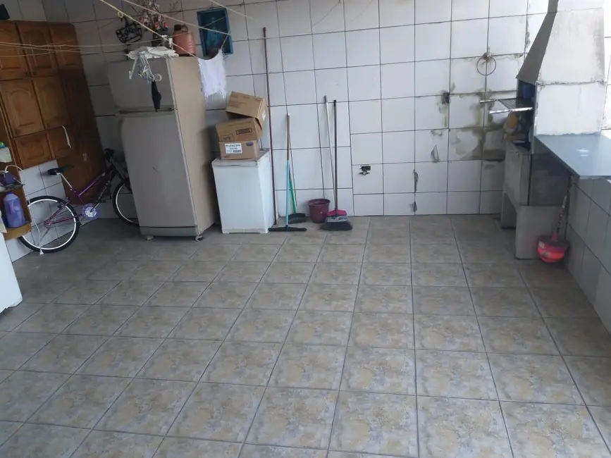 Foto 8 de Sobrado com 3 quartos à venda, 250m2 em Jardim Icaraí, São Paulo - SP