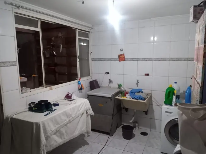 Foto 5 de Sobrado com 2 quartos à venda, 125m2 em Vila Nossa Senhora das Vitórias, Maua - SP