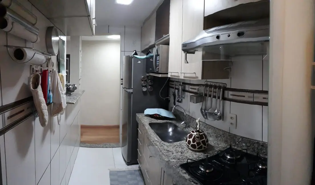 Foto 2 de Apartamento com 3 quartos à venda, 62m2 em Parque São Vicente, Maua - SP