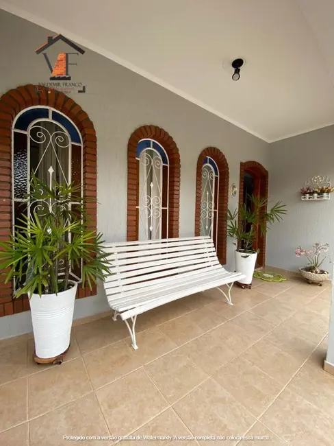 Foto 3 de Casa com 4 quartos à venda, 255m2 em Socorro - SP