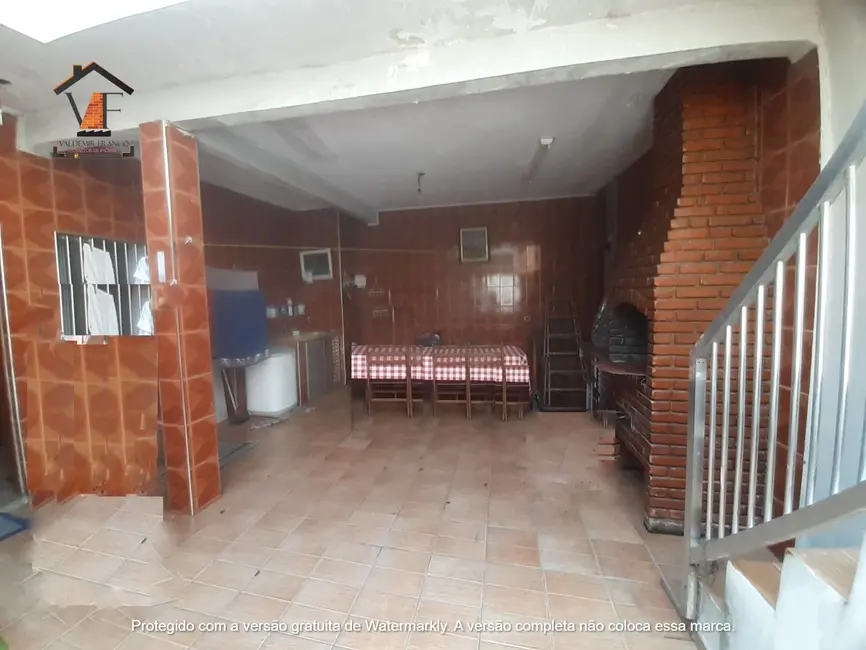 Sobrado com 3 quartos à venda, 271m2 em Jardim Itapark, Maua - SP - imagem 4 Foto 4 de Sobrado com 3 quartos à venda, 271m2 em Jardim Itapark, Maua - SP