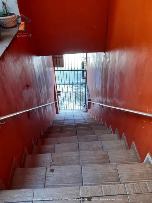 Sobrado com 3 quartos à venda, 271m2 em Jardim Itapark, Maua - SP - imagem 2 Foto 2 de Sobrado com 3 quartos à venda, 271m2 em Jardim Itapark, Maua - SP