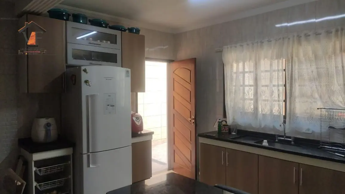 Foto 9 de Sobrado com 3 quartos à venda, 174m2 em Jardim Pilar, Maua - SP