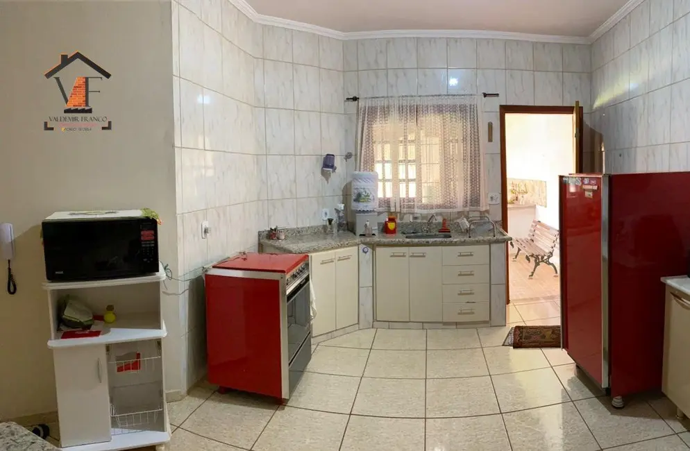 Chácara com 4 quartos à venda, 1552m2 em Laranjal Paulista - SP - imagem 5 Foto 5 de Chácara com 4 quartos à venda, 1552m2 em Laranjal Paulista - SP