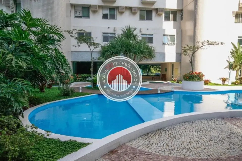 Foto 2 de Apartamento com 4 quartos à venda, 144m2 em Barra da Tijuca, Rio De Janeiro - RJ