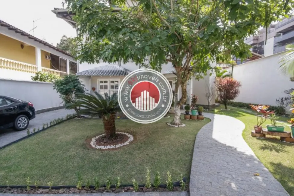 Casa com 4 quartos à venda, 750m2 em Barra da Tijuca, Rio De Janeiro - RJ - imagem 4 Foto 4 de Casa com 4 quartos à venda, 750m2 em Barra da Tijuca, Rio De Janeiro - RJ