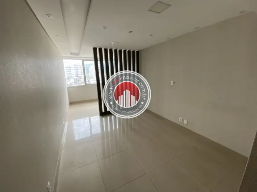 Sala Comercial à venda, 24m2 em Recreio dos Bandeirantes, Rio De Janeiro - RJ - imagem 6 Foto 6 de Sala Comercial à venda, 24m2 em Recreio dos Bandeirantes, Rio De Janeiro - RJ