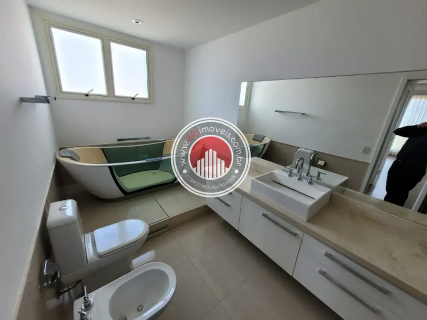 Apartamento com 4 quartos à venda, 290m2 em Barra da Tijuca, Rio De Janeiro - RJ - imagem 5 Foto 5 de Apartamento com 4 quartos à venda, 290m2 em Barra da Tijuca, Rio De Janeiro - RJ