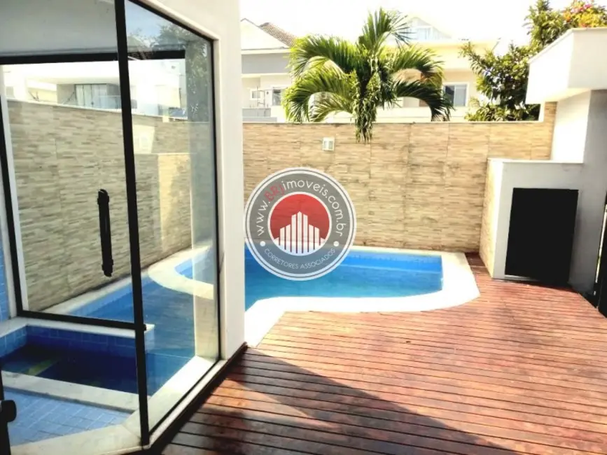 Foto 3 de Casa com 5 quartos à venda, 380m2 em Recreio dos Bandeirantes, Rio De Janeiro - RJ