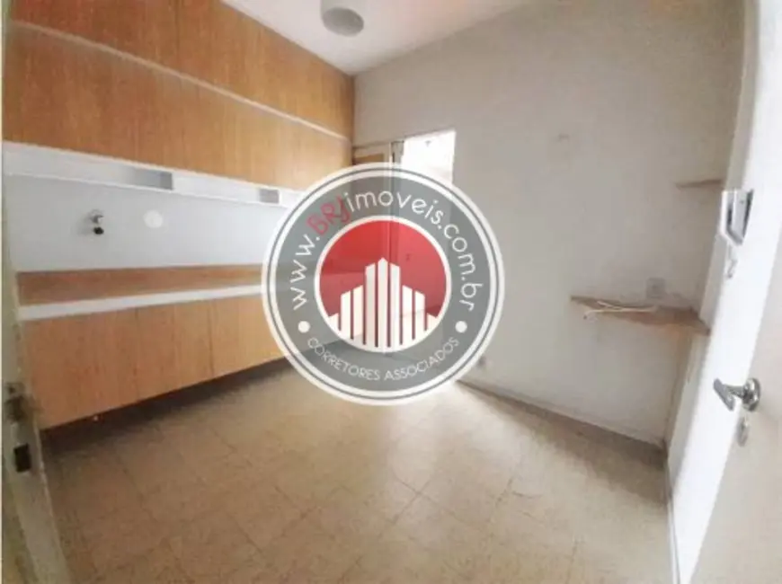 Apartamento com 4 quartos à venda, 222m2 em Copacabana, Rio De Janeiro - RJ - imagem 7 Foto 7 de Apartamento com 4 quartos à venda, 222m2 em Copacabana, Rio De Janeiro - RJ