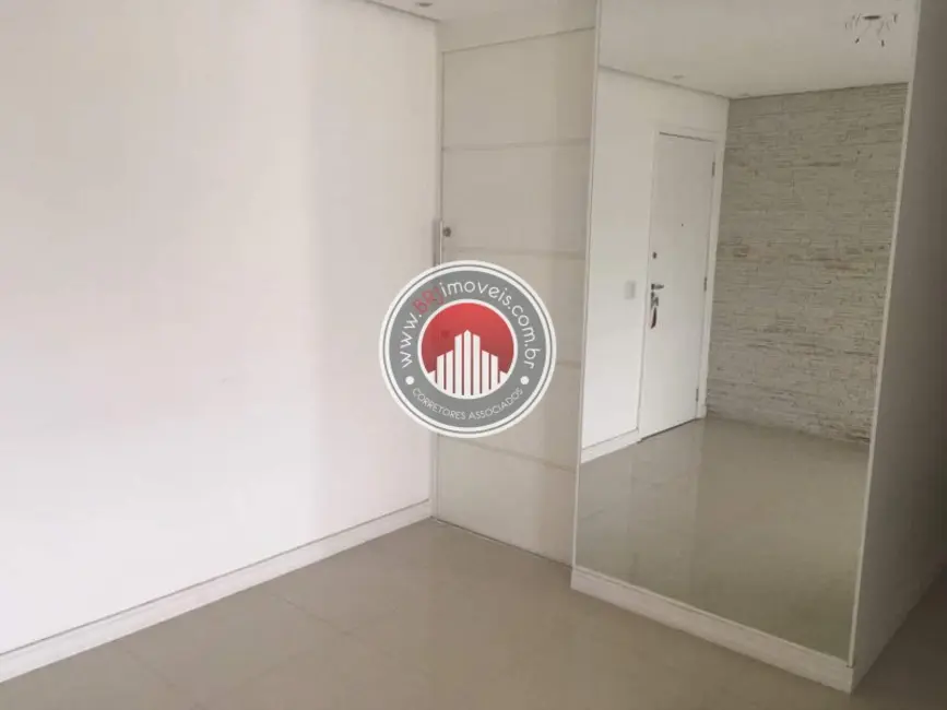Apartamento com 2 quartos à venda, 52m2 em Taquara, Rio De Janeiro - RJ - imagem 2 Foto 2 de Apartamento com 2 quartos à venda, 52m2 em Taquara, Rio De Janeiro - RJ