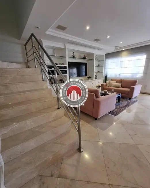 Casa com 4 quartos à venda, 450m2 em Recreio dos Bandeirantes, Rio De Janeiro - RJ - imagem 5 Foto 5 de Casa com 4 quartos à venda, 450m2 em Recreio dos Bandeirantes, Rio De Janeiro - RJ