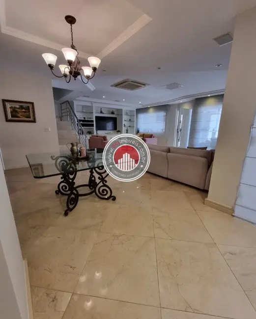 Casa com 4 quartos à venda, 450m2 em Recreio dos Bandeirantes, Rio De Janeiro - RJ - imagem 3 Foto 3 de Casa com 4 quartos à venda, 450m2 em Recreio dos Bandeirantes, Rio De Janeiro - RJ