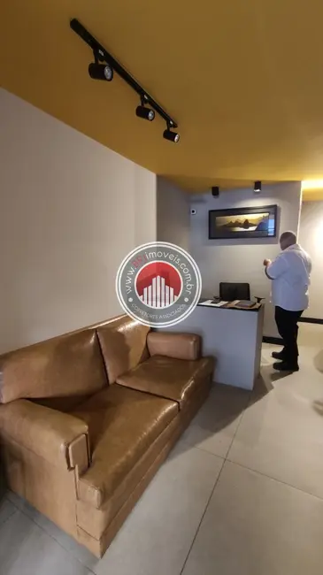 Foto 4 de Apartamento com 3 quartos à venda, 90m2 em Leblon, Rio De Janeiro - RJ