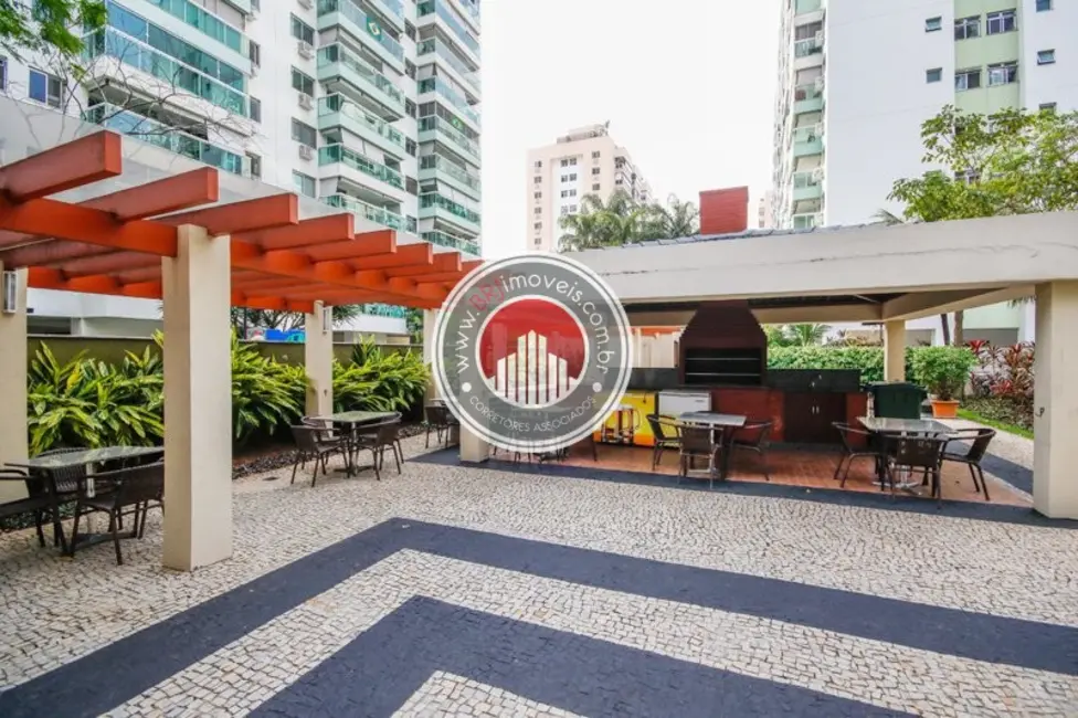 Apartamento com 4 quartos à venda, 156m2 em Barra da Tijuca, Rio De Janeiro - RJ - imagem 5 Foto 5 de Apartamento com 4 quartos à venda, 156m2 em Barra da Tijuca, Rio De Janeiro - RJ