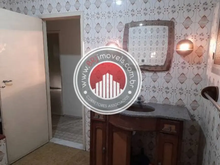 Casa com 4 quartos à venda, 400m2 em Centro, Nilopolis - RJ - imagem 2 Foto 2 de Casa com 4 quartos à venda, 400m2 em Centro, Nilopolis - RJ