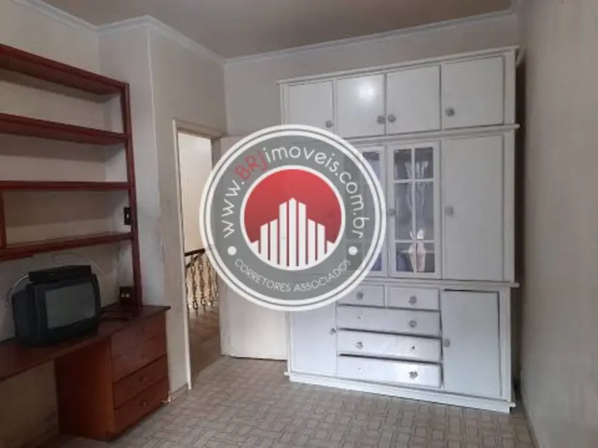 Casa com 4 quartos à venda, 400m2 em Centro, Nilopolis - RJ - imagem 3 Foto 3 de Casa com 4 quartos à venda, 400m2 em Centro, Nilopolis - RJ