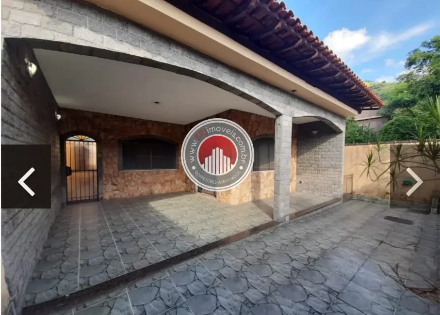 Casa com 3 quartos à venda, 202m2 em Senador Vasconcelos, Rio De Janeiro - RJ - imagem 4 Foto 4 de Casa com 3 quartos à venda, 202m2 em Senador Vasconcelos, Rio De Janeiro - RJ