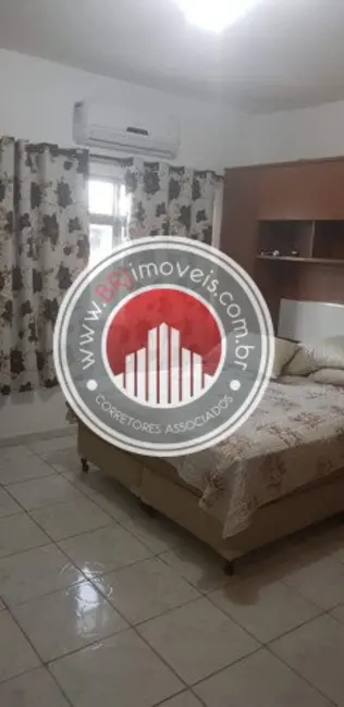 Casa com 2 quartos à venda, 200m2 em Realengo, Rio De Janeiro - RJ - imagem 3 Foto 3 de Casa com 2 quartos à venda, 200m2 em Realengo, Rio De Janeiro - RJ