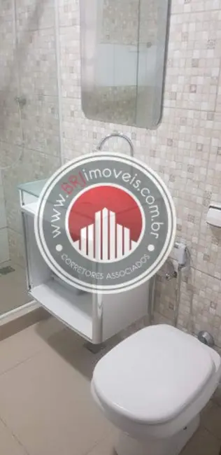 Casa com 2 quartos à venda, 200m2 em Realengo, Rio De Janeiro - RJ - imagem 9 Foto 9 de Casa com 2 quartos à venda, 200m2 em Realengo, Rio De Janeiro - RJ