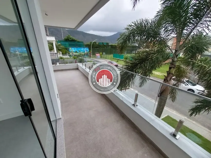 Casa com 5 quartos à venda, 350m2 em Recreio dos Bandeirantes, Rio De Janeiro - RJ - imagem 7 Foto 7 de Casa com 5 quartos à venda, 350m2 em Recreio dos Bandeirantes, Rio De Janeiro - RJ