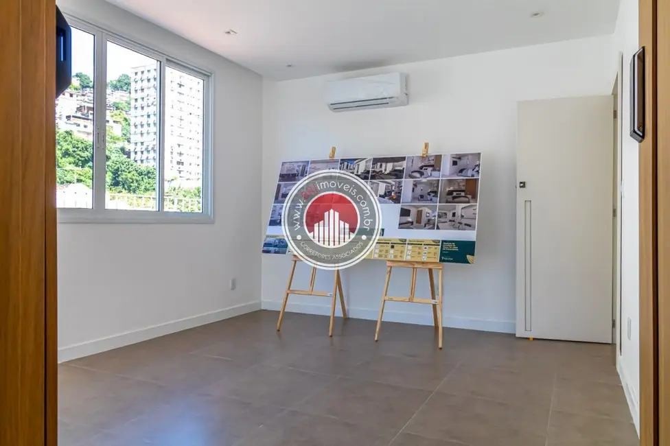 Foto 3 de Cobertura com 3 quartos à venda, 237m2 em Copacabana, Rio De Janeiro - RJ