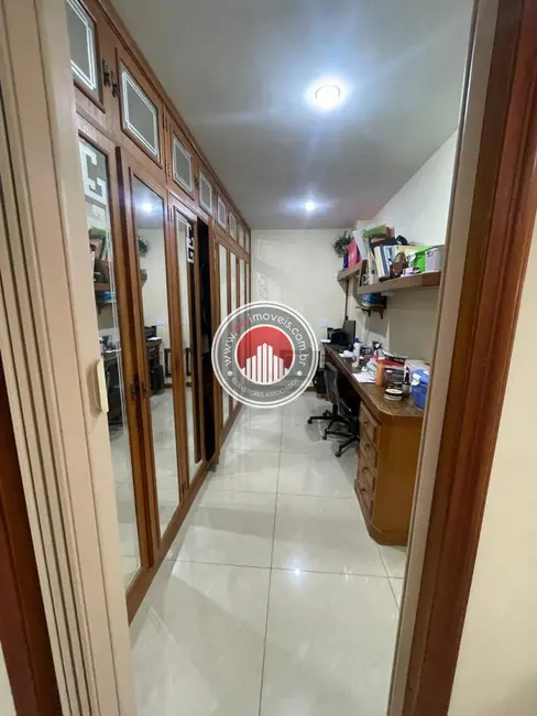 Foto 9 de Casa com 6 quartos para alugar, 450m2 em Centro, Nova Iguacu - RJ