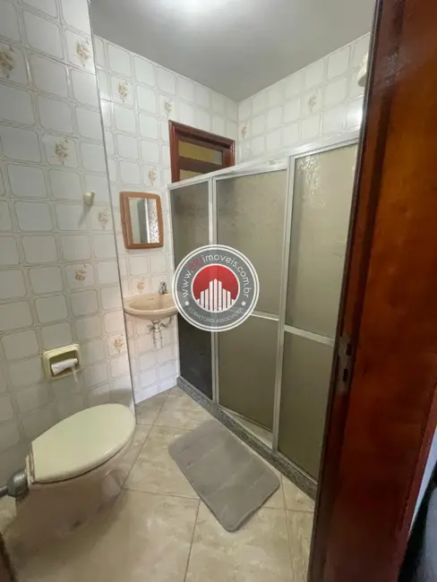 Foto 3 de Casa com 6 quartos para alugar, 450m2 em Centro, Nova Iguacu - RJ