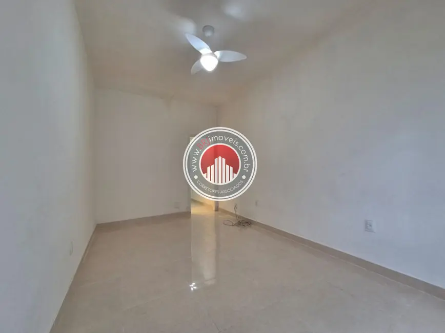 Apartamento com 1 quarto à venda, 27m2 em Centro, Rio De Janeiro - RJ - imagem 2 Foto 2 de Apartamento com 1 quarto à venda, 27m2 em Centro, Rio De Janeiro - RJ